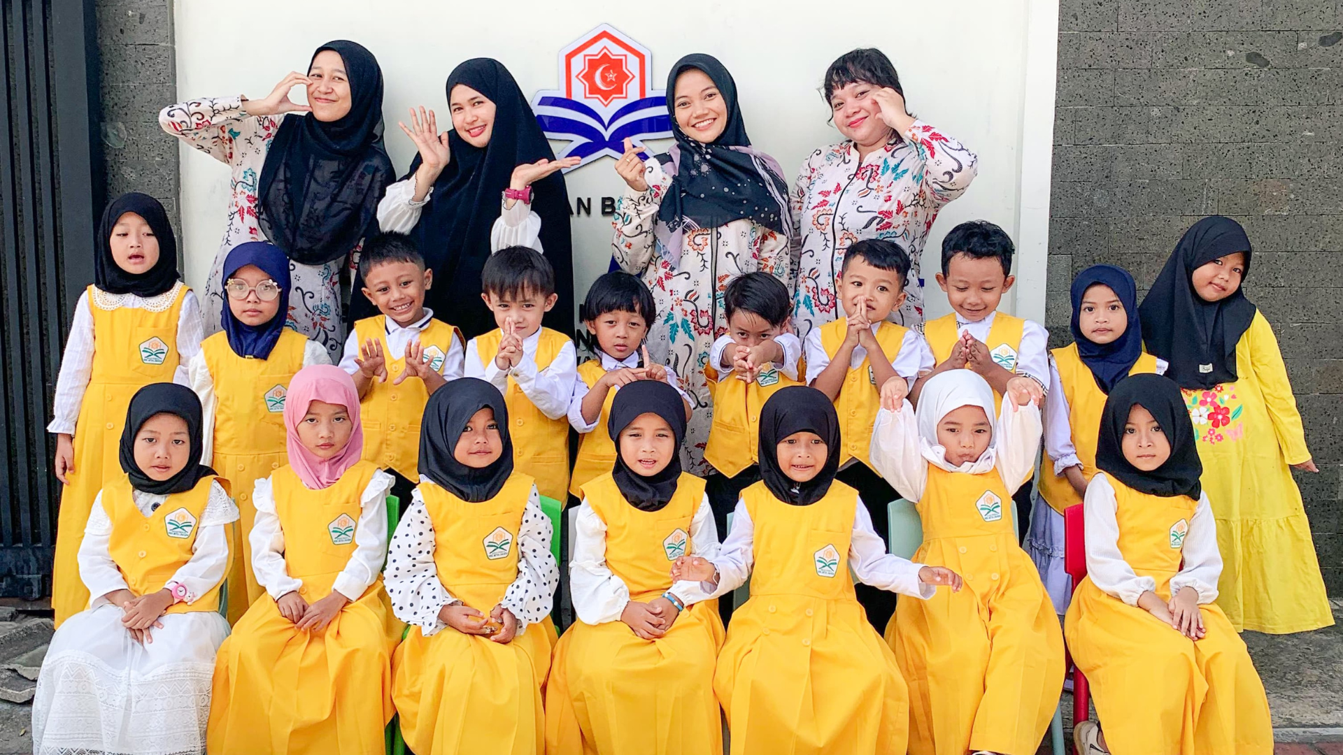 Tentang Bimbel Amanah